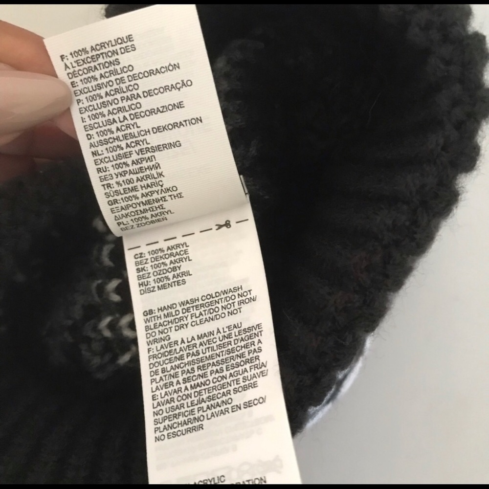 The North Face Black Fair Isle Beanie one Size - Picture 8 of 8